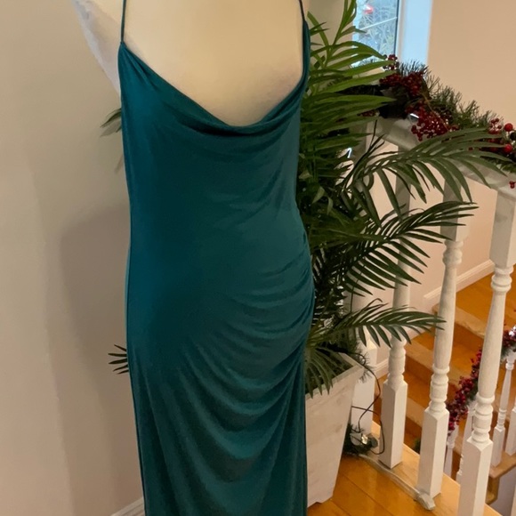 Lovers and Friends Odessa Gown Size: L - Picture 6 of 9